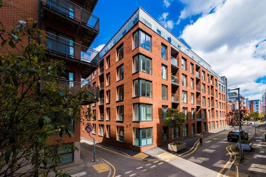 Hilltop Serviced Apartments- Northern Quarter Manchester Exterior photo