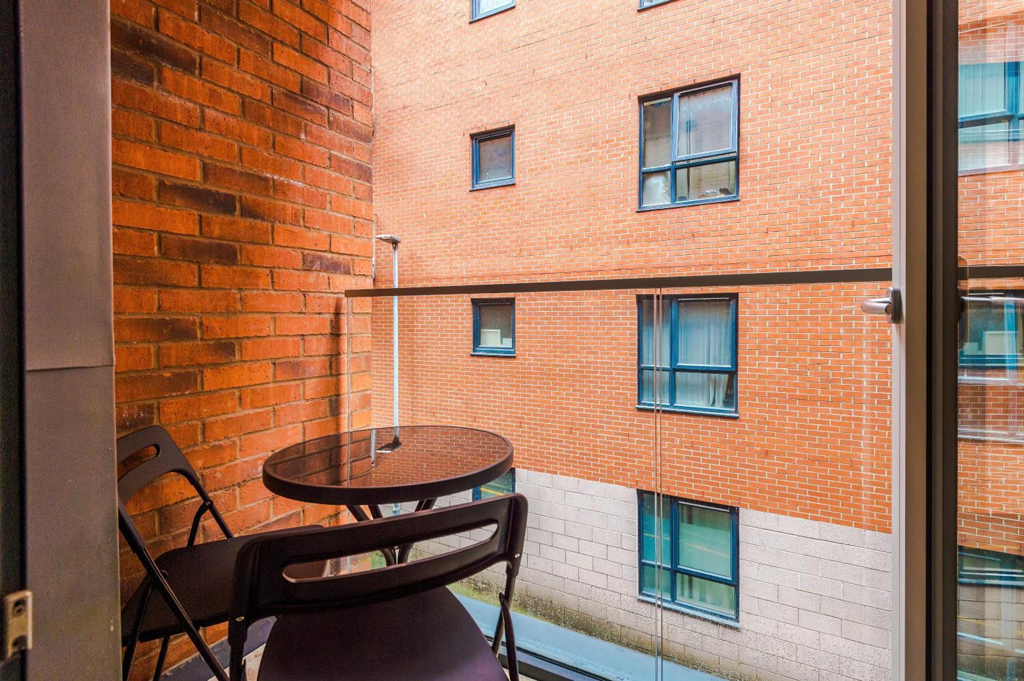Hilltop Serviced Apartments- Northern Quarter Manchester Room photo