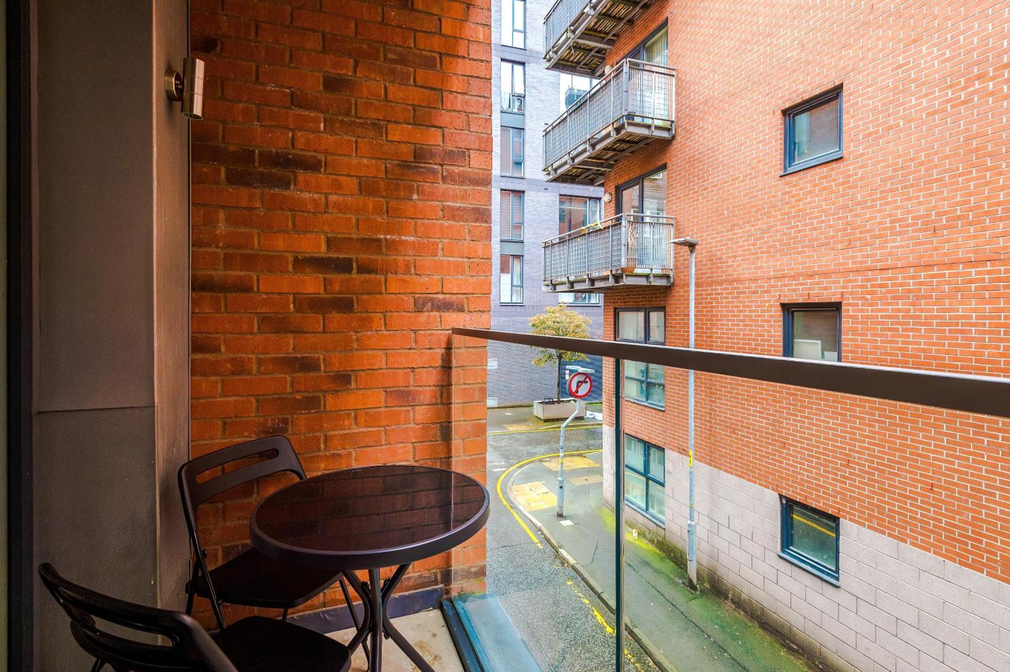 Hilltop Serviced Apartments- Northern Quarter Manchester Room photo